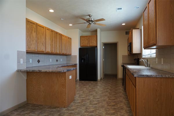 171 sun hawk kitchen includes appliances